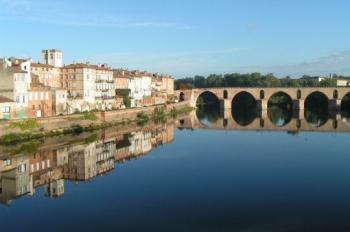 montauban-a-town-in-the-countryside