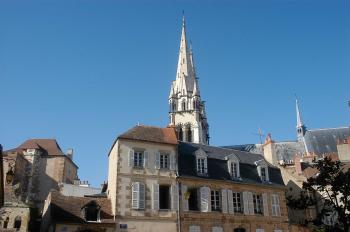 discover-the-cathedral-notre-dame-of-moulins