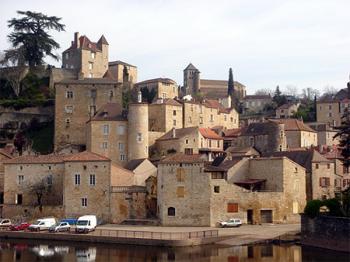discover-puy-l-eveque