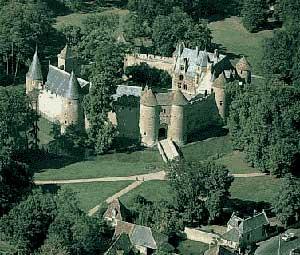 the-castle-of-ainay-le-vieil