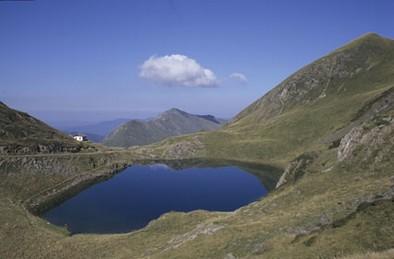 17-natural-lakes-in-haut-couserans