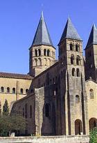 discover-the-town-of-paray-le-monial
