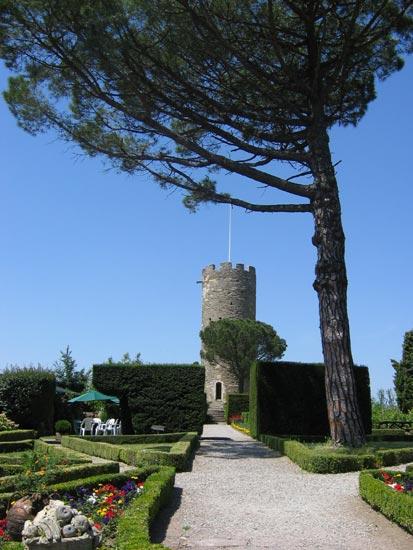 castle-of-turenne