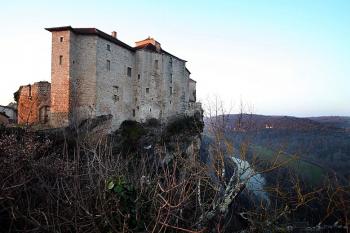 castle-of-bruniquel
