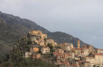 discover-the-city-of-corte
