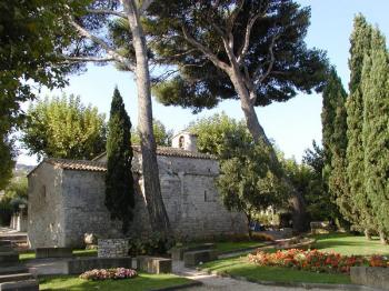 discover-the-monuments-of-chateauneuf-les-martigues