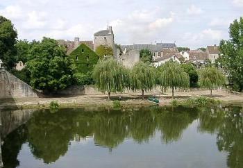 discover-the-town-of-issoudun