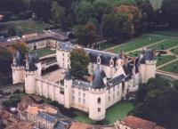 discover-the-castle-of-dissay