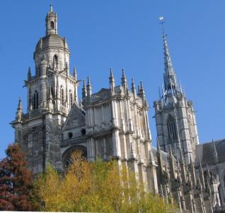 discover-the-town-of-evreux
