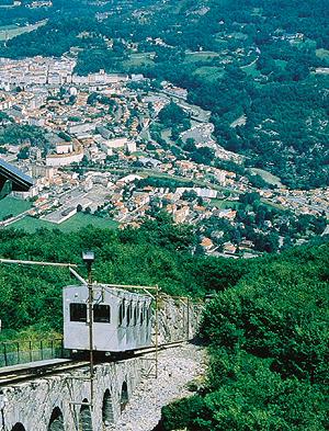 the-peak-of-jer-and-its-funicular
