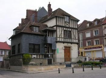 the-museums-of-noyon