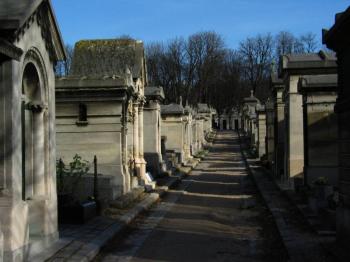 pere-lachaise-cemetery-and-montmartre