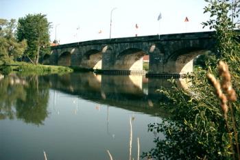 port-sur-saone-bridge
