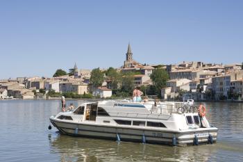 arrival-in-castelnaudary