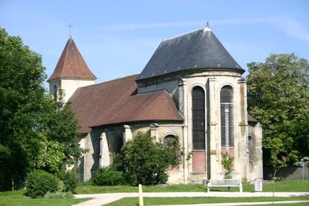 the-church-of-roissy-en-france
