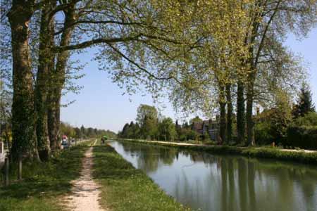 the-canal-of-berry