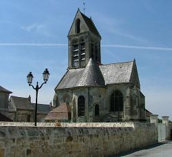 visit-the-village-of-largny-sur-automne